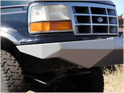 1992-1996 Bronco RockSolid™ Flat Top Front Bumper (PF813) image 3