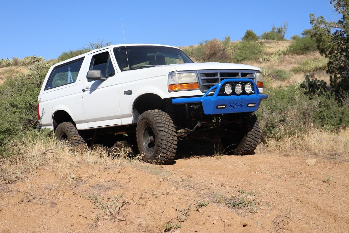 NEW!! ProtoFab 1992-1996 Bronco Non-Winch Tube Front Bumper (PF825) image 2