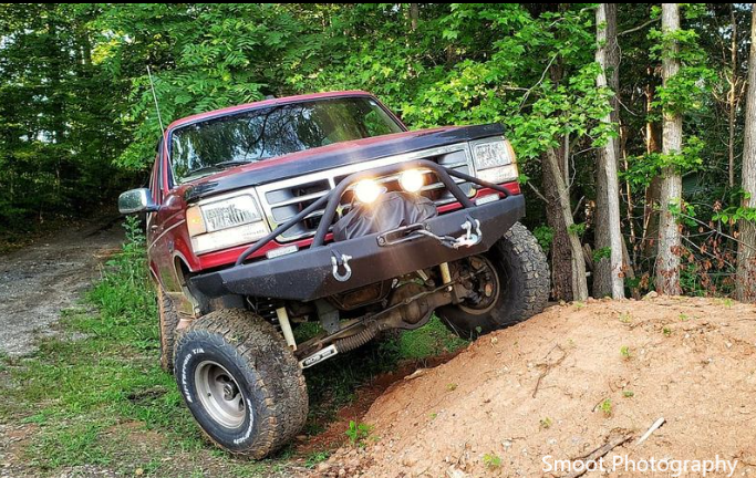 1992-1996 Bronco RockSolid™ Front Bumper with Push Bar (PF830)